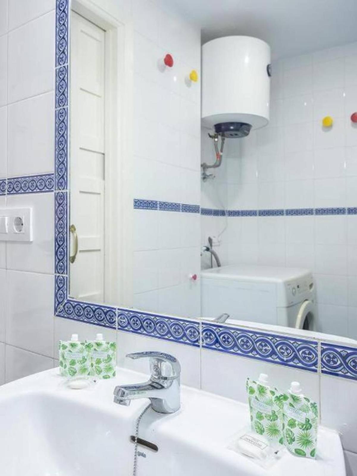 Moderno Apartamento Cerca A Plaza Espana Sevilha Exterior foto